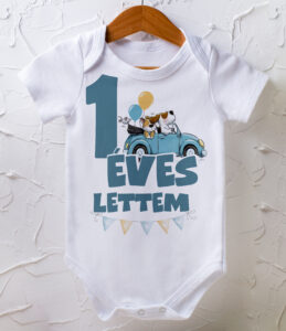 1 éves lettem - kisautós body